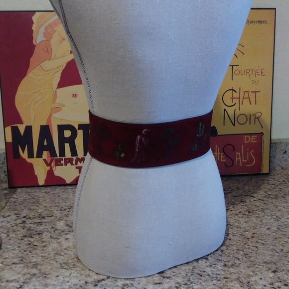 Vintage Hand-Painted Maroon Leather Suede Belt - Picture 3 of 8